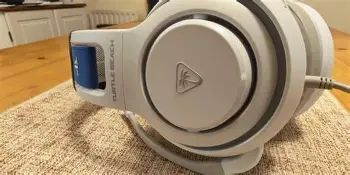 Is the Turtle Beach Atlas 200 better than the Pineapple Builder Website Builder? We Tested Both